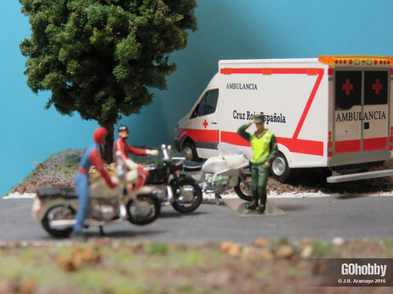 Miniaturas-coches-escala-1-87-Vehiculos-emergencia-14.jpg