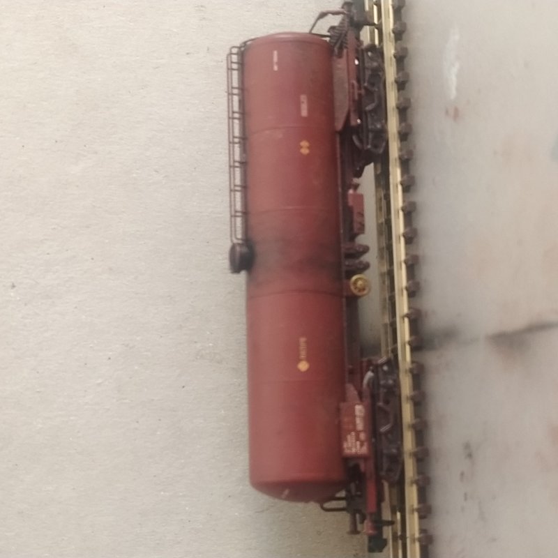 01 - cisterna Renfe - 01.jpg