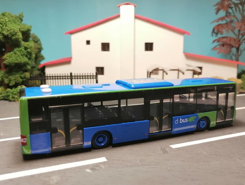 AUTOBUS_MAN_diesel_DBUS_2.jpg