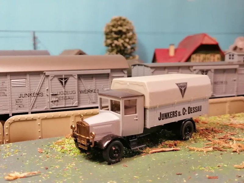 CAMION_JUNKERS_2.jpg