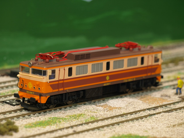 PB042189.JPG