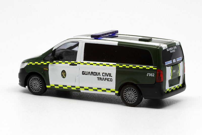 MERCEDES VITO GUARDIA CIVIL TRAFICO_TRASERA_BUSCH.jpg