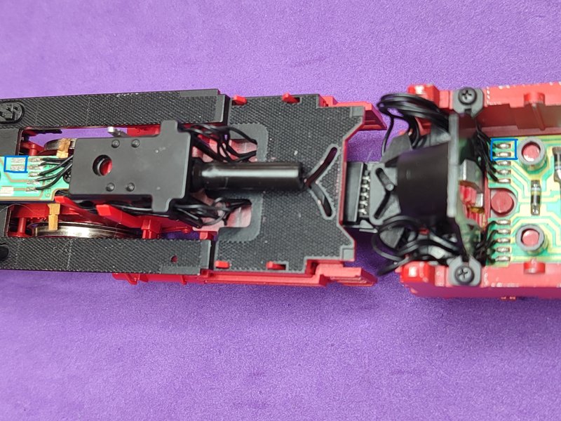 Cableado loco BR 03.10.jpg