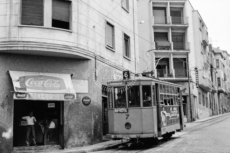 El 7 en línea 6. 1966 (IV).jpg