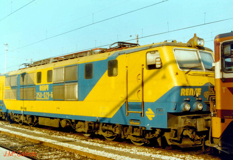 250-029_TARRAGONA_1994-07.jpg