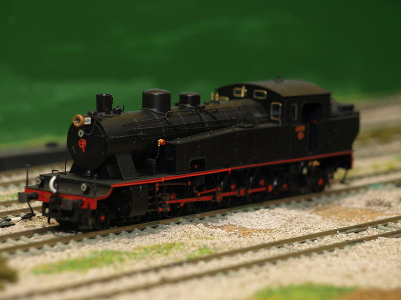 PB042203.JPG