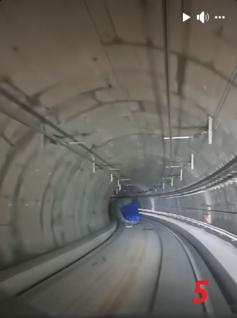 Tomo de video, tren descarrilado.jpeg