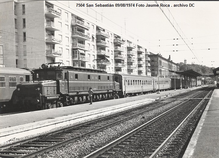7504 con expreso Hendaya - lisboa.jpg