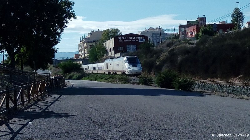 A. Sánchez. 31-10-19 - 3 - Alvia 730.jpg