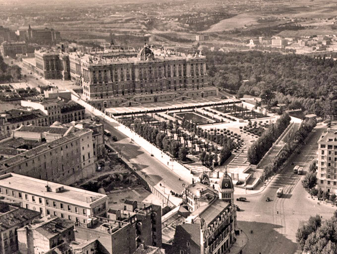 1950-palacio-eal.jpg