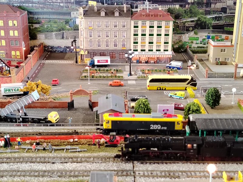 EXPOMTREN_07.jpg