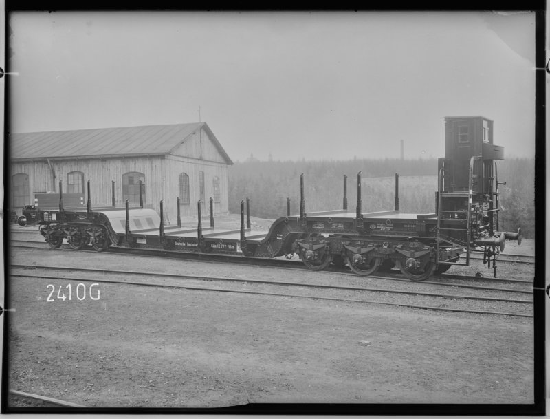 1_fotografie-sechsachsiger-tiefladewagen-laengsansicht-1925-12314.jpg