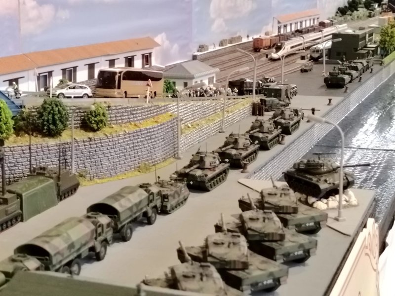 EXPOMTREN_11.jpg