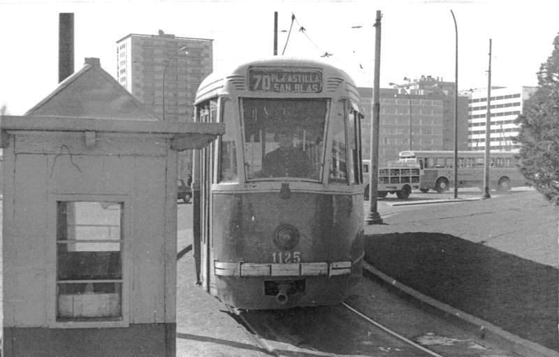 El 1125 en línea 70, últimos años (1).jpg