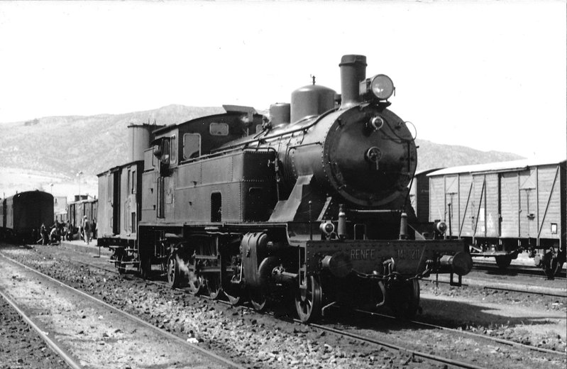 0211moreda63(oeste851).jpg
