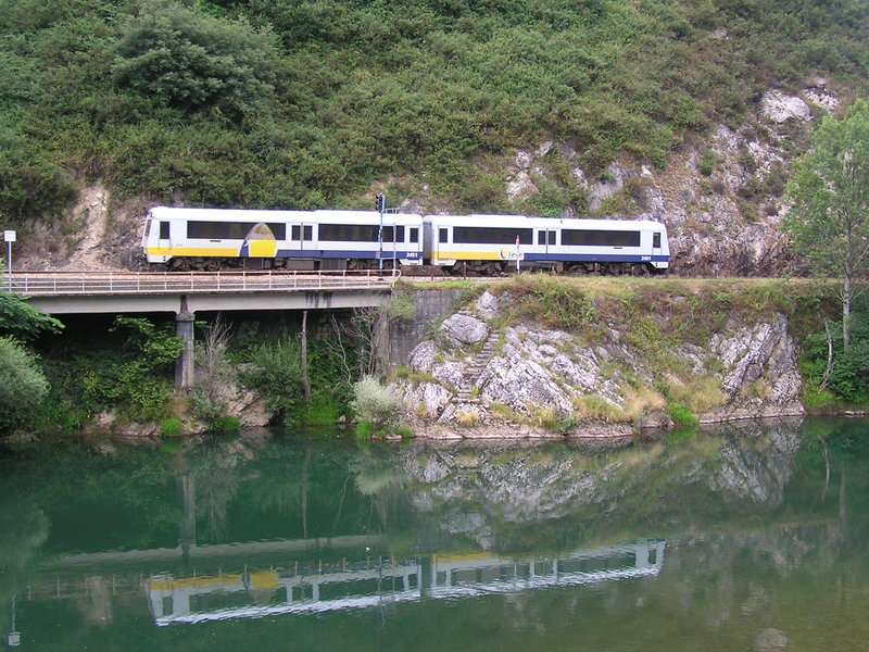 cuevas Toraño 6-09 012.jpg