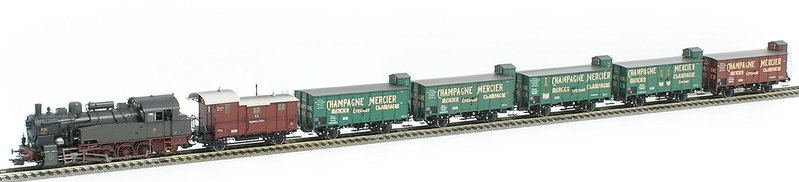 15 Tren Champagne Mercier_a con logo.JPG