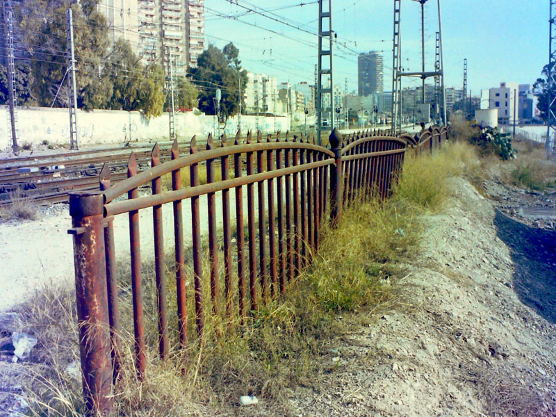 Valla MZA RENFE.jpg
