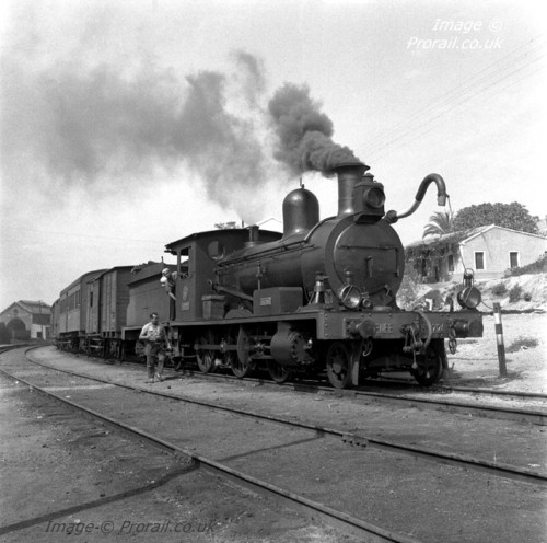 RENFE Spain 2-6-0 130.2124 Zurgena 1966.jpg
