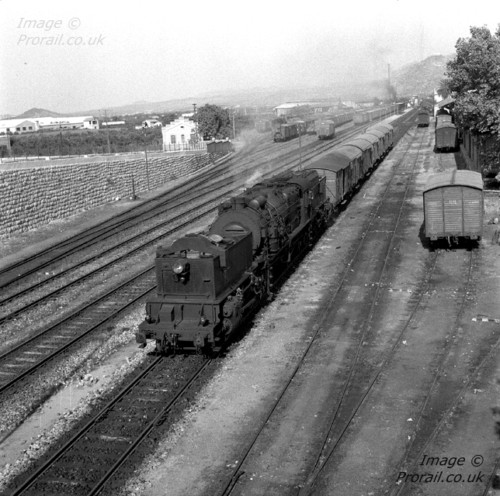 RENFE Spain Garratt 462.0404 @ Xativa.jpg