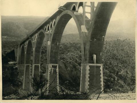 Puente sobre el Adaja d.jpg
