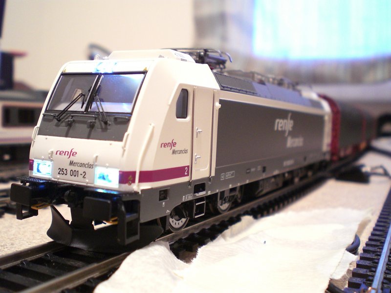 253.JPG