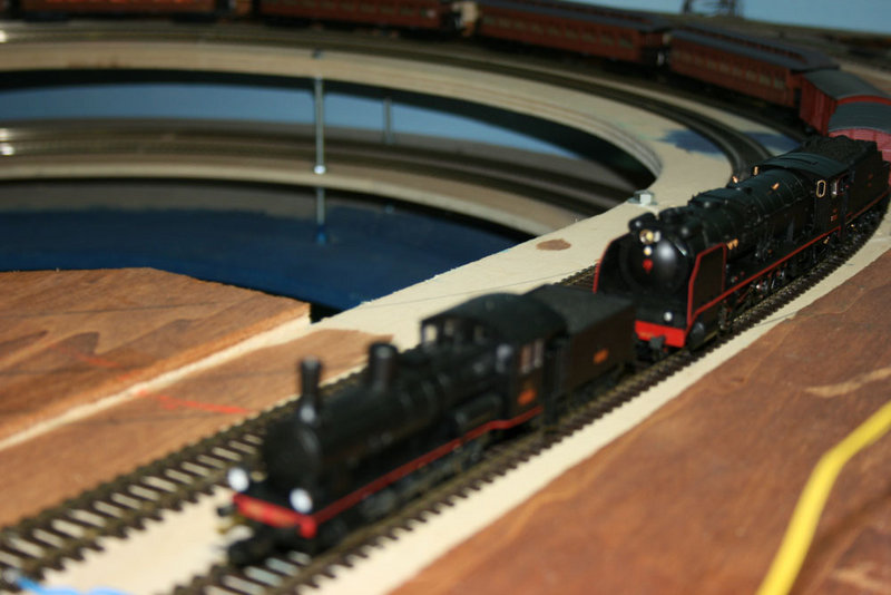 DT241y040costas.jpg