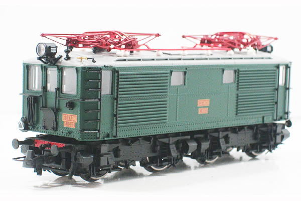 RO63810.jpg