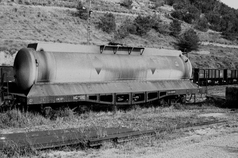 AA001.jpg