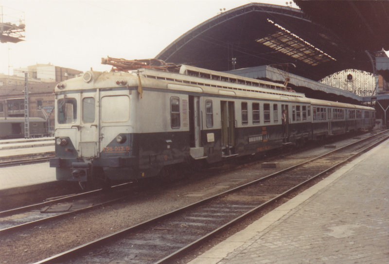 Madrid A-Linares Baeza 1981.jpg