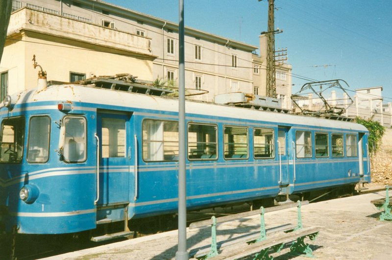 M001-05 valencia pf.JPG