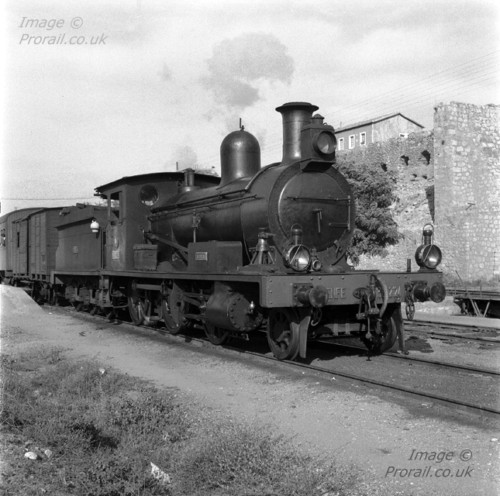 RENFE Spain 2-6-0 130.2124 Seron 1966.jpg