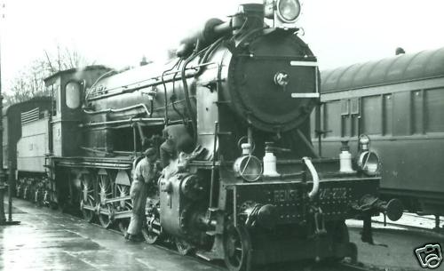 RENFE Spanish Railways Steam Loco 240 2062 1960s Photo.jpg