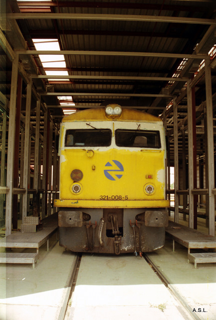 321008-5 Fuencarral Junio 02.jpg