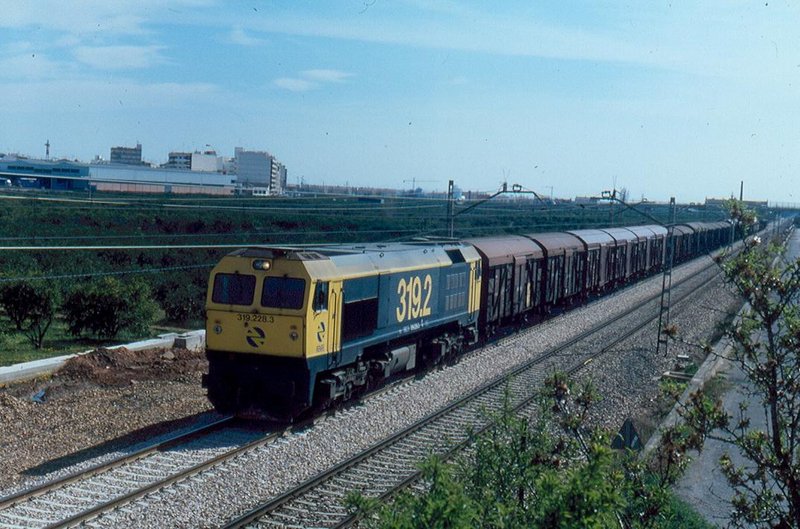 319-228 naranjero vacío FSL-Villarreal. El Puig, 15,03h. 18-03-1996..jpg