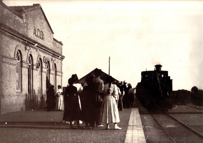 Llegada_tren_a_Alcudia,_1903.jpg