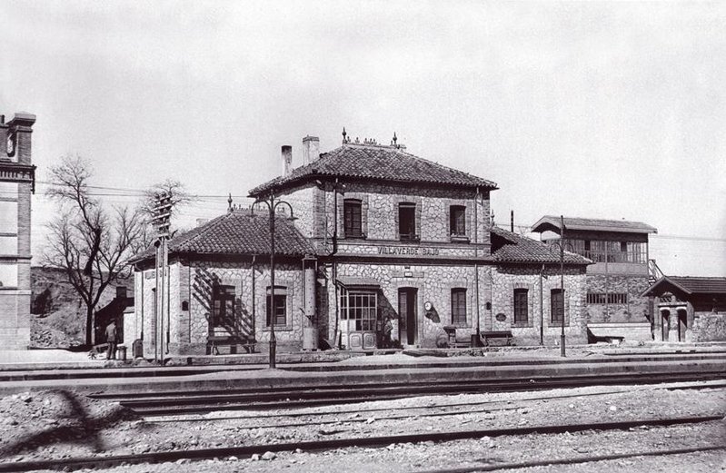 antiguaestaciondevillav.jpg