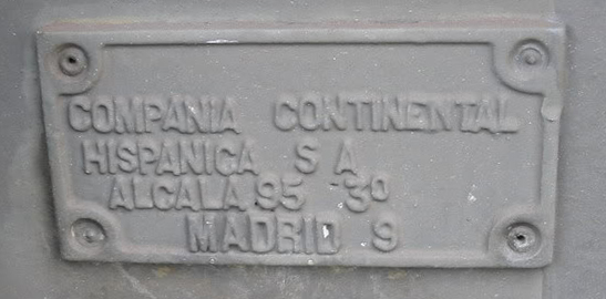 719300024.jpg