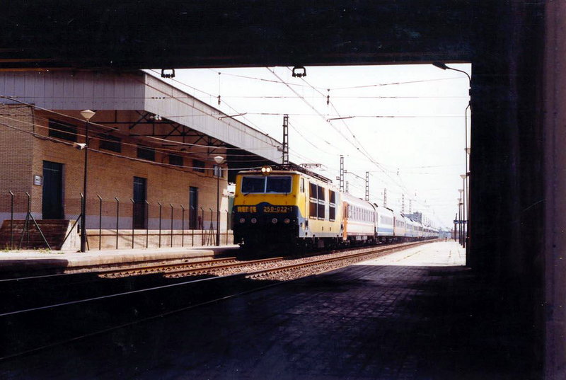 0205-N 250-022 Diurno 697 ''G. Lorca''. Valencia-FSL. 09-04-1993..jpg