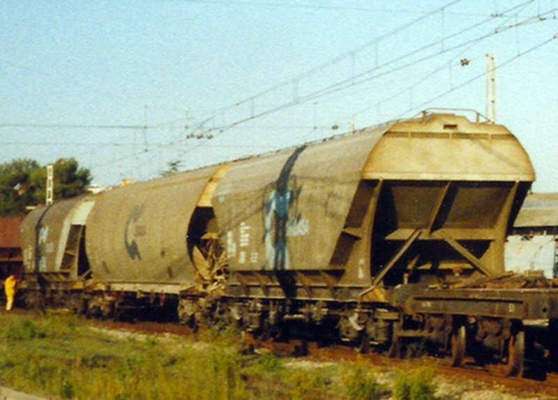 Tolvas Cindasa en Martorel 20oct90.jpg