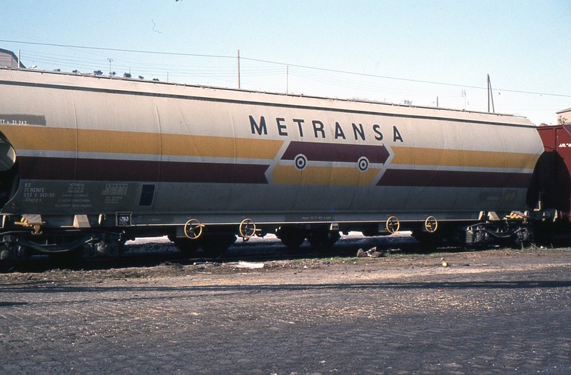 D1519.jpg