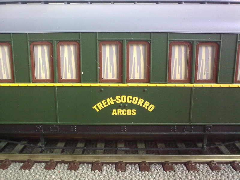 ref MAQUETREN-10-3.jpg