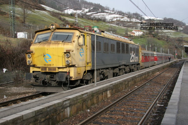 Fotos de ferrocarril navidad 2004 015b_1_1.jpg