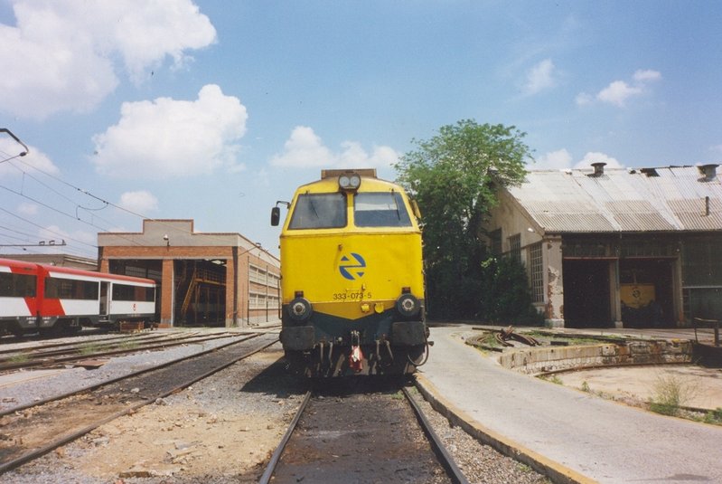 333073-2.jpg