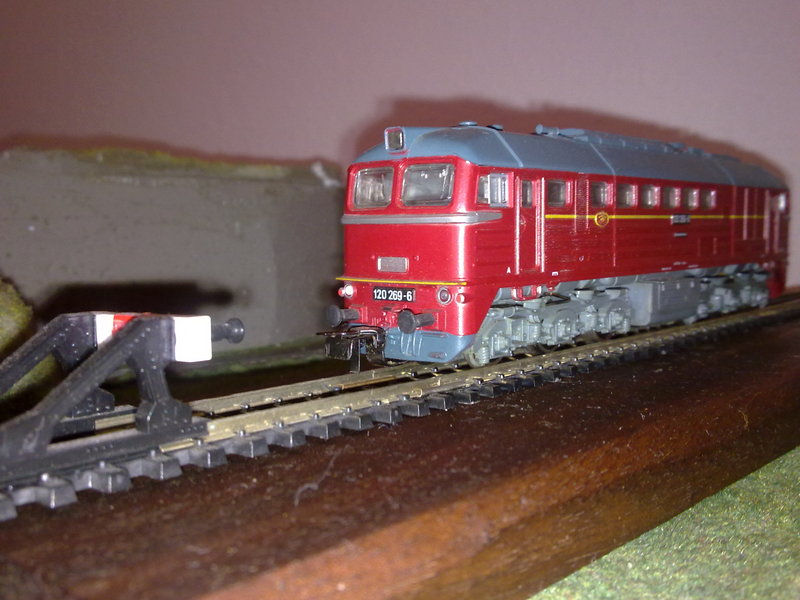 29042011198.jpg