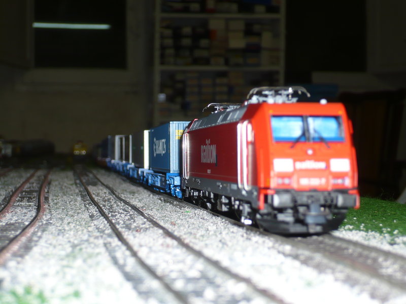 BR-185 Railion  en pruevas.jpg