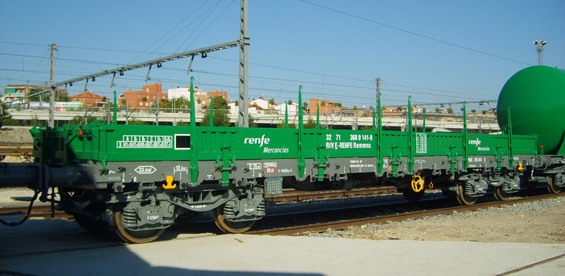 nuevo vagon plataforma renfe 1.jpg