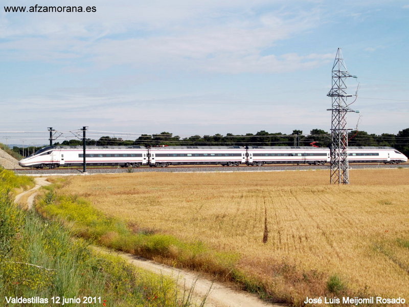 Renfe 114 Valladolid - Madrid.jpg