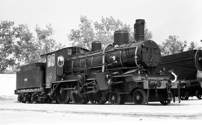 RENFE_230-4001_Vilanova_1octubre1972_PhotoJosepMiquel.jpg