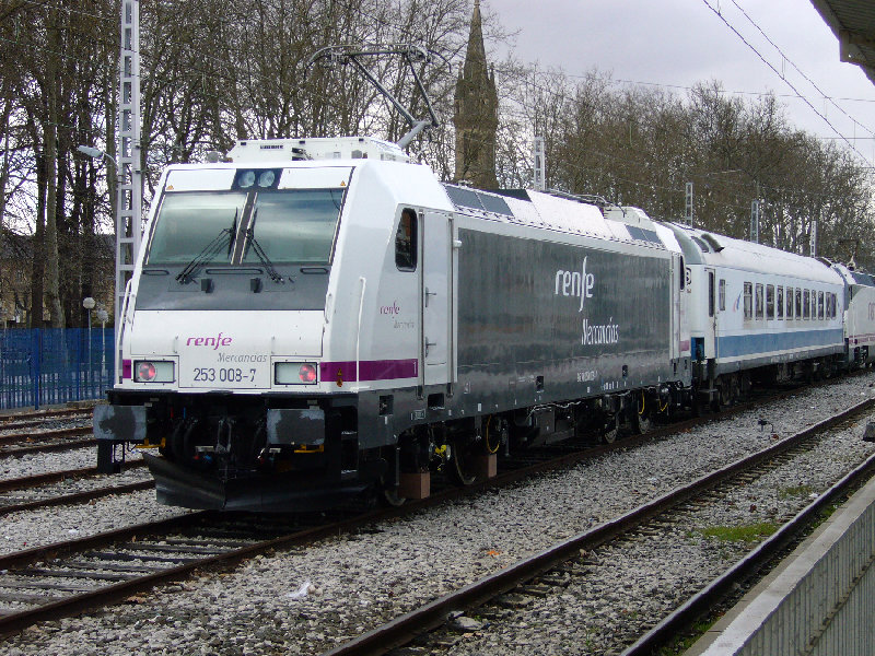 253 2.JPG